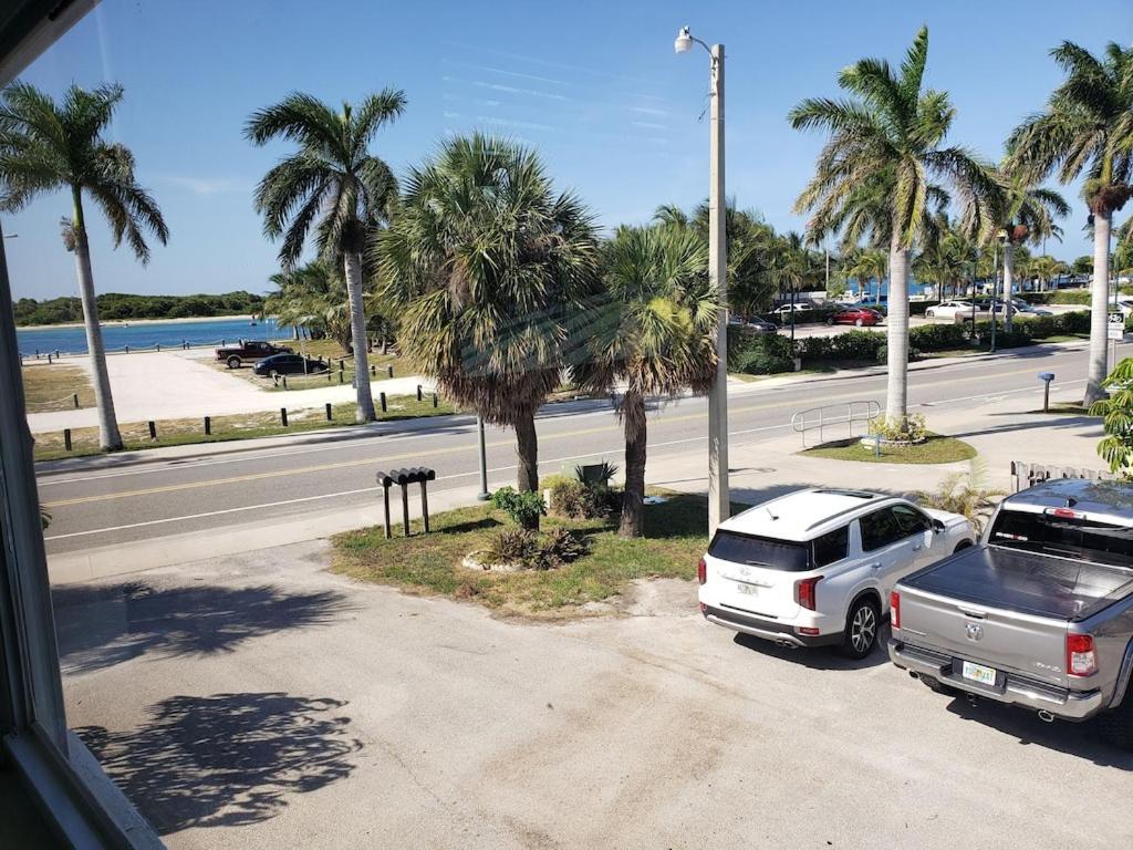 Island-Life! A Apartment ฟอร์ตเพียร์ซ ภายนอก รูปภาพ